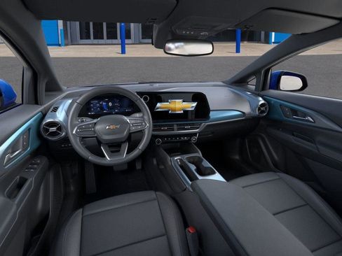 New 2026 Chevrolet Equinox EV LT image 16