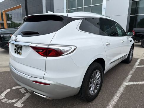 Used 2023 Buick Enclave Essence w/ Trailering Package, 5000 lbs. AWD/4WD image 3