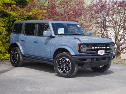 Certified 2024 Ford Bronco Outer Banks AWD/4WD image 32