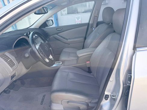 Used 2012 Nissan Altima 2.5 S w/ 20th Anniversary Pkg image 12