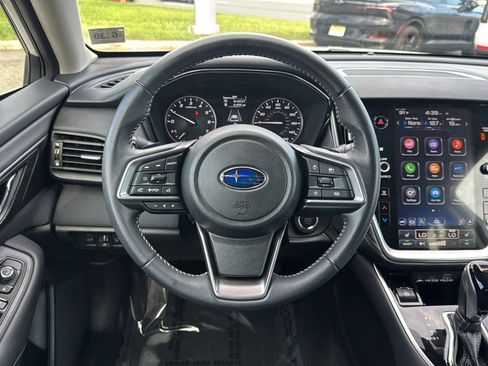 Certified 2025 Subaru Outback Premium w/ Popular Package #1A AWD/4WD image 2