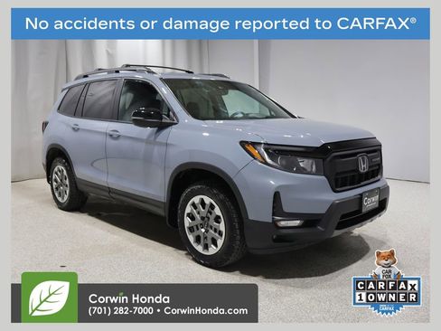 Used 2024 Honda Passport TrailSport image 1