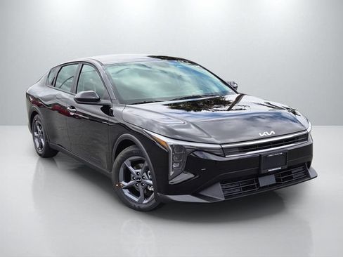 New 2026 Kia K4 FWD image 1