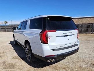New 2026 GMC Yukon XL Denali Ultimate w/ LPO, Floor Liner Package video 3