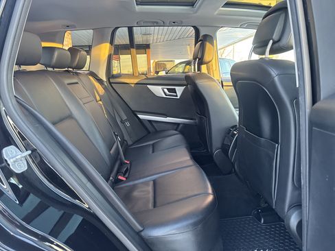 Used 2014 Mercedes-Benz GLK 350 4MATIC image 28