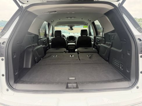 Used 2020 Chevrolet Traverse Premier AWD/4WD image 12
