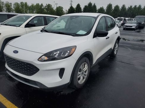 Used 2022 Ford Escape S AWD/4WD image 3