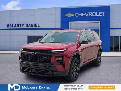 New 2026 Chevrolet Traverse RS FWD image 2