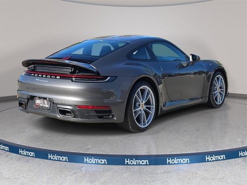 Used 2021 Porsche 911 Carrera image 4