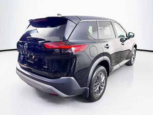Certified 2023 Nissan Rogue S image 5