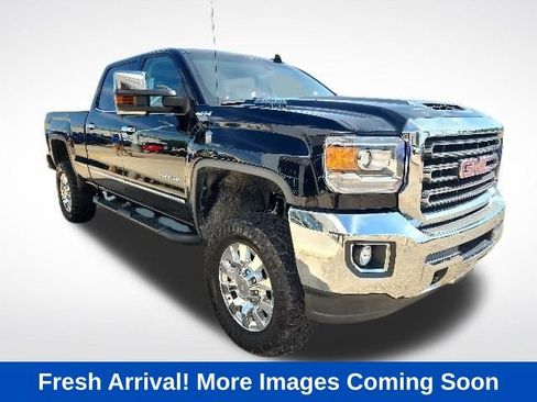Used 2018 GMC Sierra 2500 SLT w/ Duramax Plus Package AWD/4WD image 1