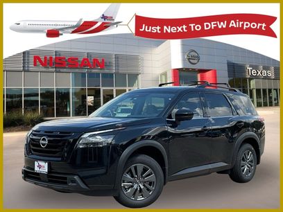 New 2025 Nissan Pathfinder SV w/ Black Appearance Package