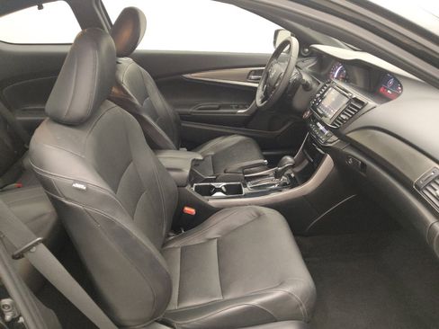 Used 2016 Honda Accord Touring image 21