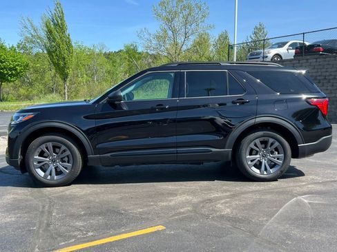 Used 2026 Ford Explorer Active w/ Active Comfort Package AWD/4WD image 41