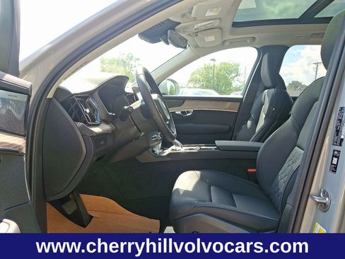 New 2026 Volvo XC90 B6 Plus w/ Protection Package Premier image 15