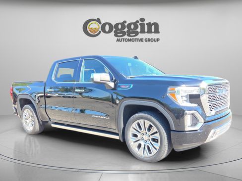 Used 2021 GMC Sierra 1500 Denali w/ Denali Premium Package AWD/4WD image 7