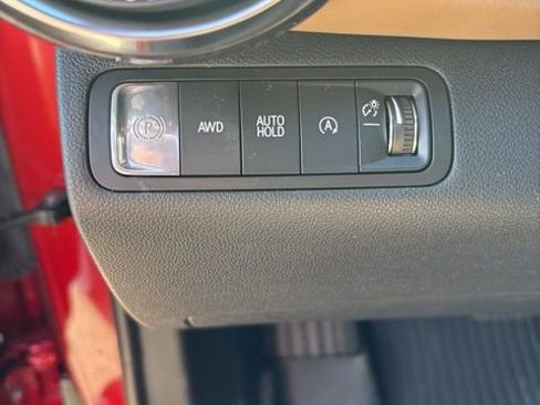 New 2026 Chevrolet Equinox ACTIV w/ Convenience Package III AWD/4WD image 22
