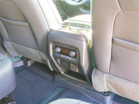 New 2026 Chevrolet Traverse LT w/ Enhanced Driving Package FWD image 14