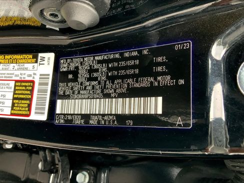 Certified 2023 Toyota Highlander XLE image 31