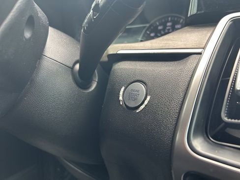Used 2022 Kia Sorento EX w/ Panoramic Sunroof Package FWD image 26