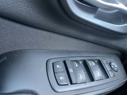 Used 2014 Jeep Cherokee Latitude image 22