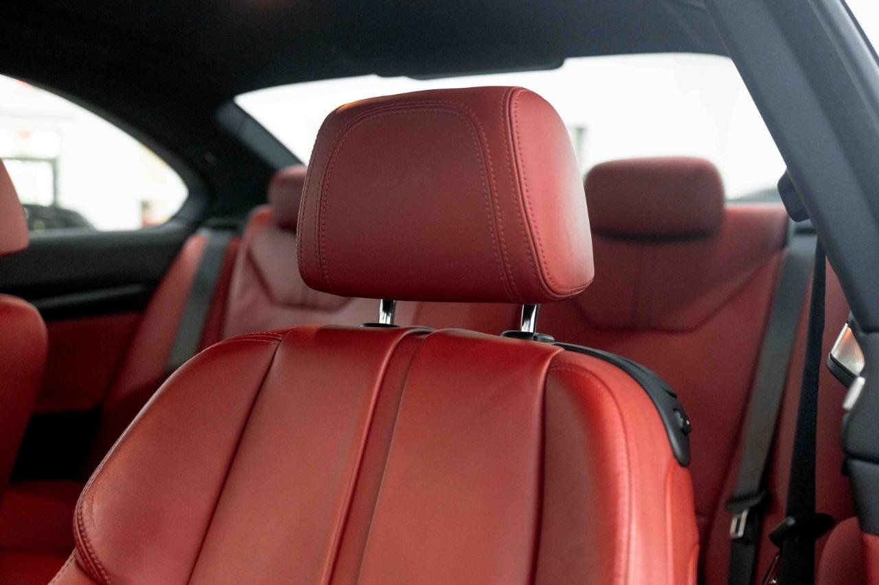 Used 2011 BMW M3 Coupe RWD image 51