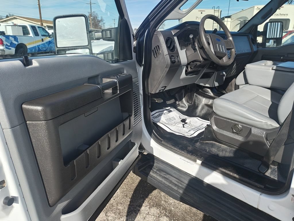 Used 2014 Ford F350 XL w/ Power Equipment Group AWD/4WD image 13