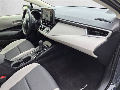 Certified 2025 Toyota Corolla LE w/ Carpet Mat Package (TMS) FWD image 20