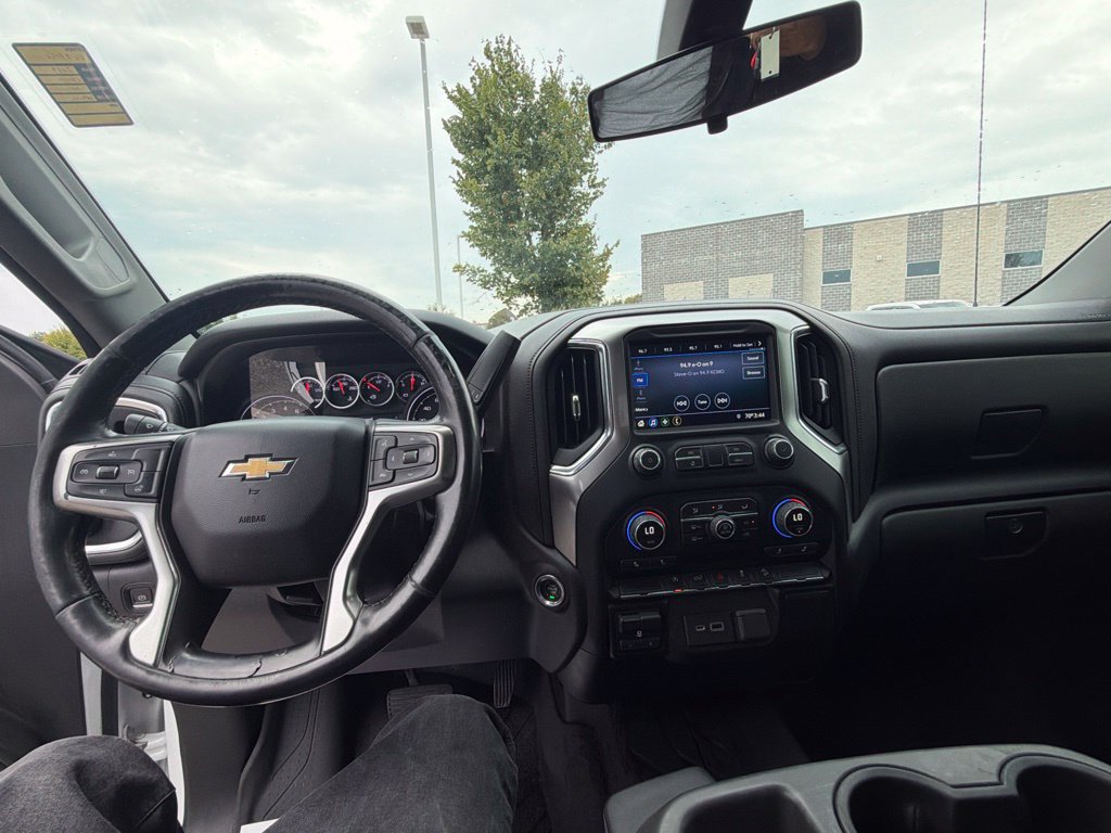 Used 2019 Chevrolet Silverado 1500 LT w/ All-Star Edition AWD/4WD image 11
