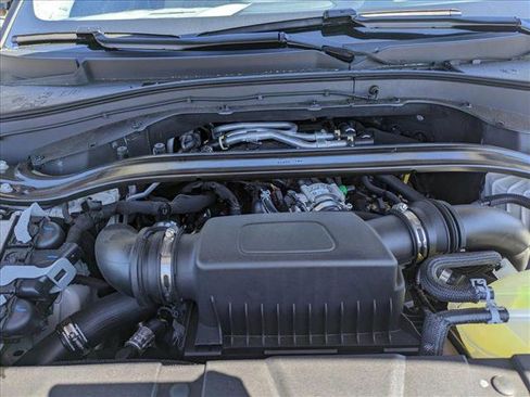 New 2025 Lincoln Aviator 2WD w/ Equipment Group 101A image 15