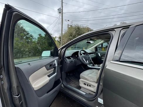 Used 2013 Ford Edge Limited FWD image 6