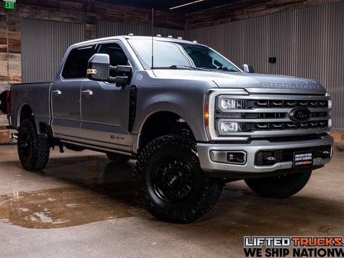 Used 2023 Ford F250 Lariat w/ Lariat Ultimate Package AWD/4WD image 1
