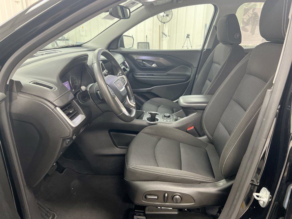 Used 2022 GMC Terrain SLE w/ Driver Convenience Package AWD/4WD image 20