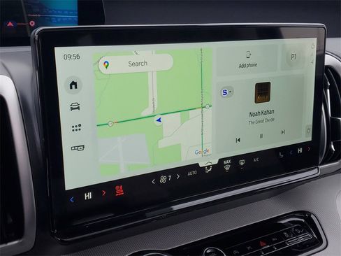 New 2026 Ford Expedition Active image 19