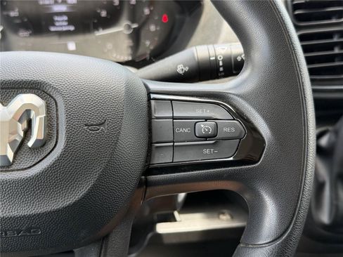 Used 2023 RAM ProMaster 2500 FWD image 22