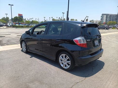 Used 2010 Honda Fit Sport image 6