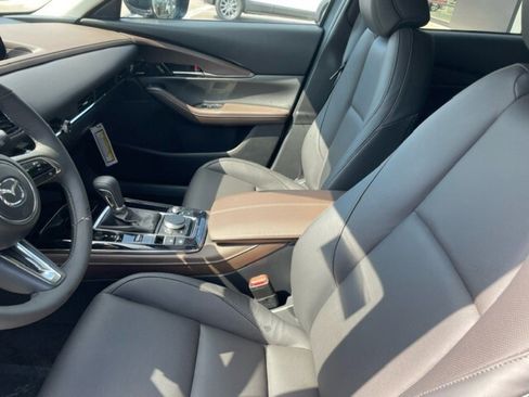 Used 2025 MAZDA CX-30 2.5 Turbo w/ Premium Package image 9