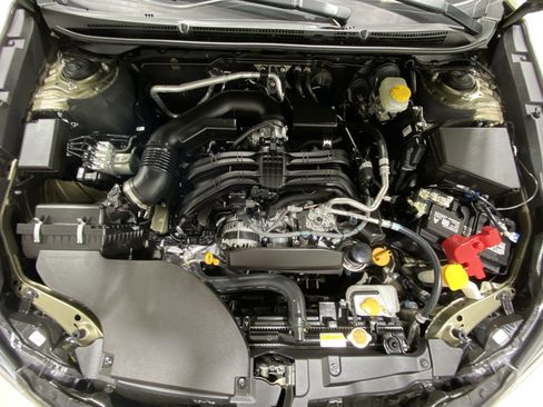 Certified 2025 Subaru Outback Limited AWD/4WD image 26