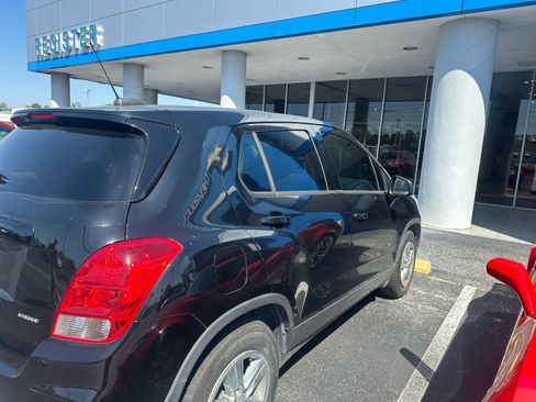 Used 2020 Chevrolet Trax LS w/ Tint and Cruise Package image 3