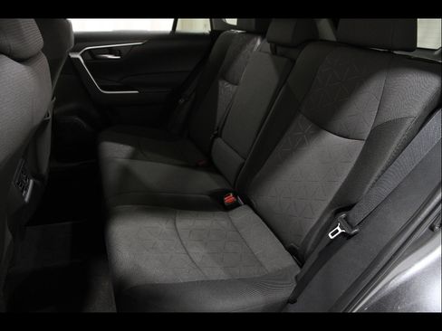 Used 2023 Toyota RAV4 XLE w/ Convenience Package image 19