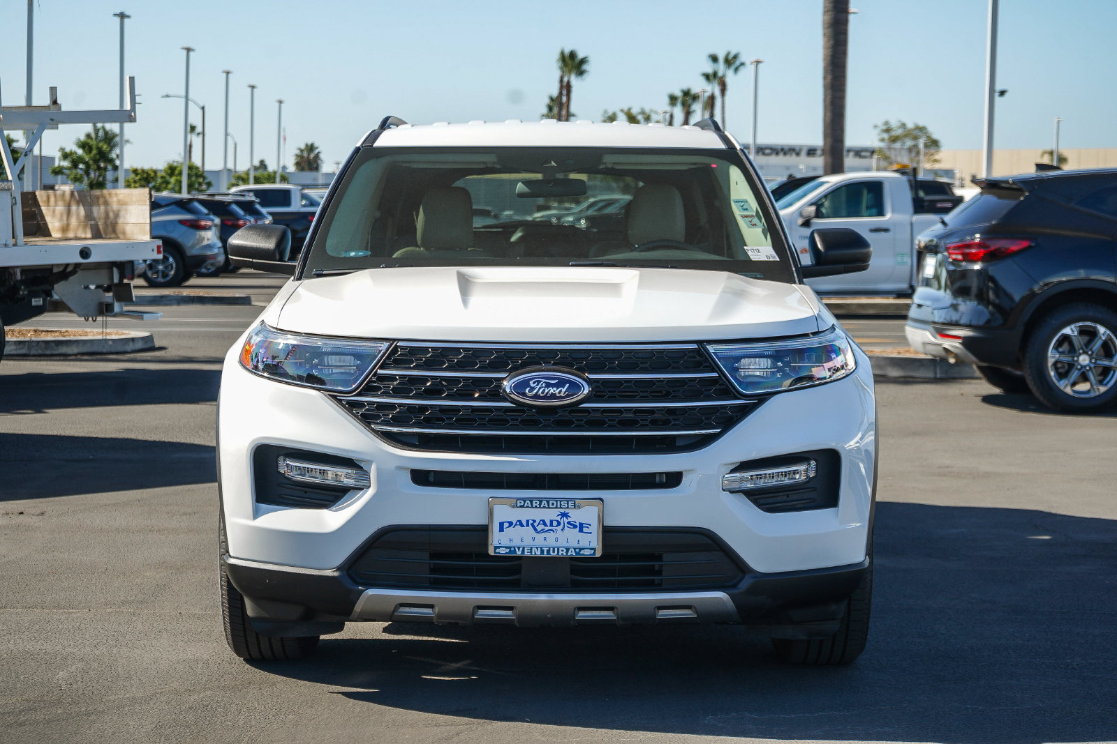 Used 2020 Ford Explorer XLT RWD image 2
