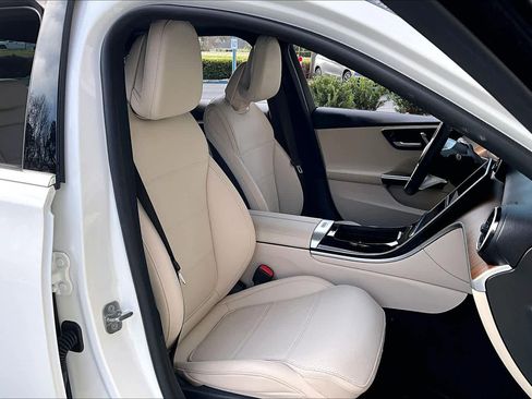 Used 2024 Mercedes-Benz C 300 4MATIC Sedan image 19