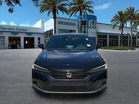 Used 2023 Honda Civic Sport image 3