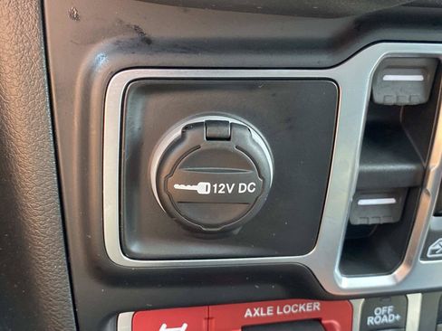 Used 2026 Jeep Wrangler Unlimited Sport AWD/4WD image 31