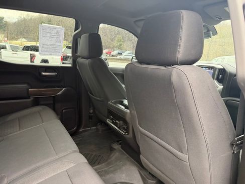 Used 2020 Chevrolet Silverado 1500 LT Trail Boss image 18