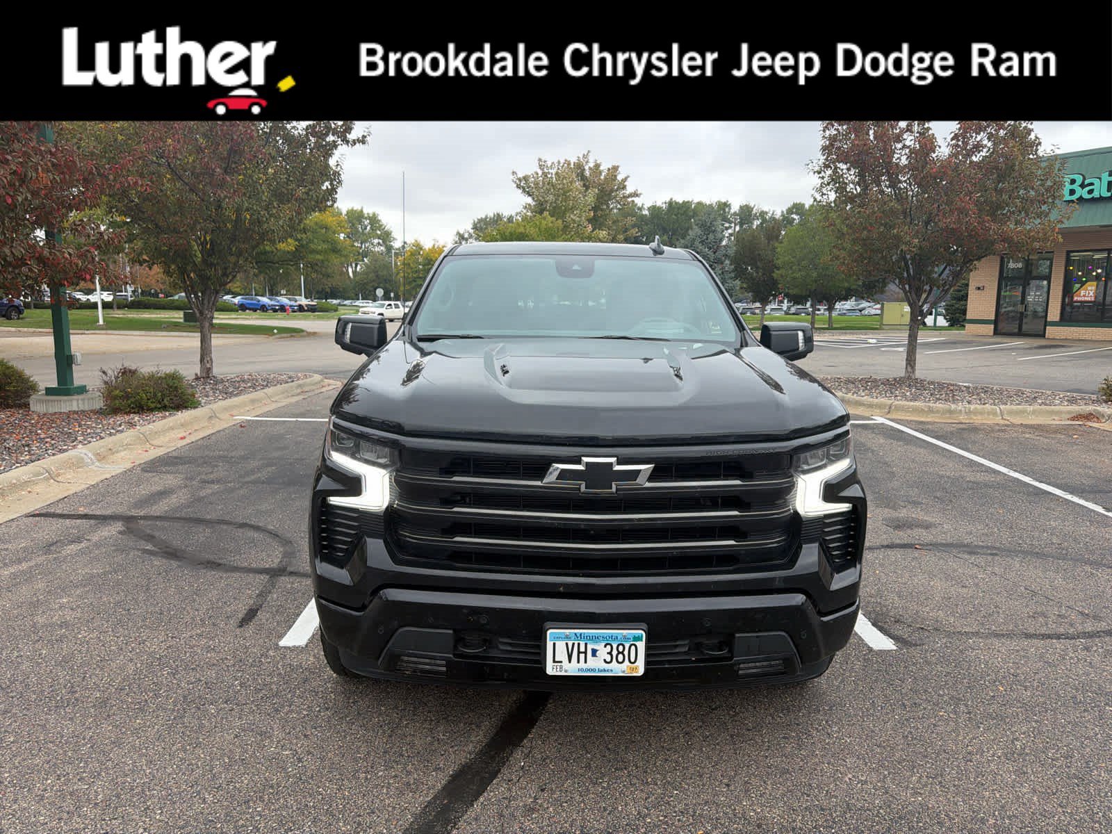 Used 2024 Chevrolet Silverado 1500 High Country w/ Midnight Edition AWD/4WD image 1