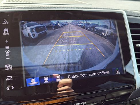 Used 2017 Honda Pilot Elite image 21