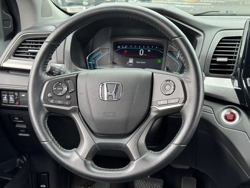 Used 2023 Honda Odyssey EX-L image 16