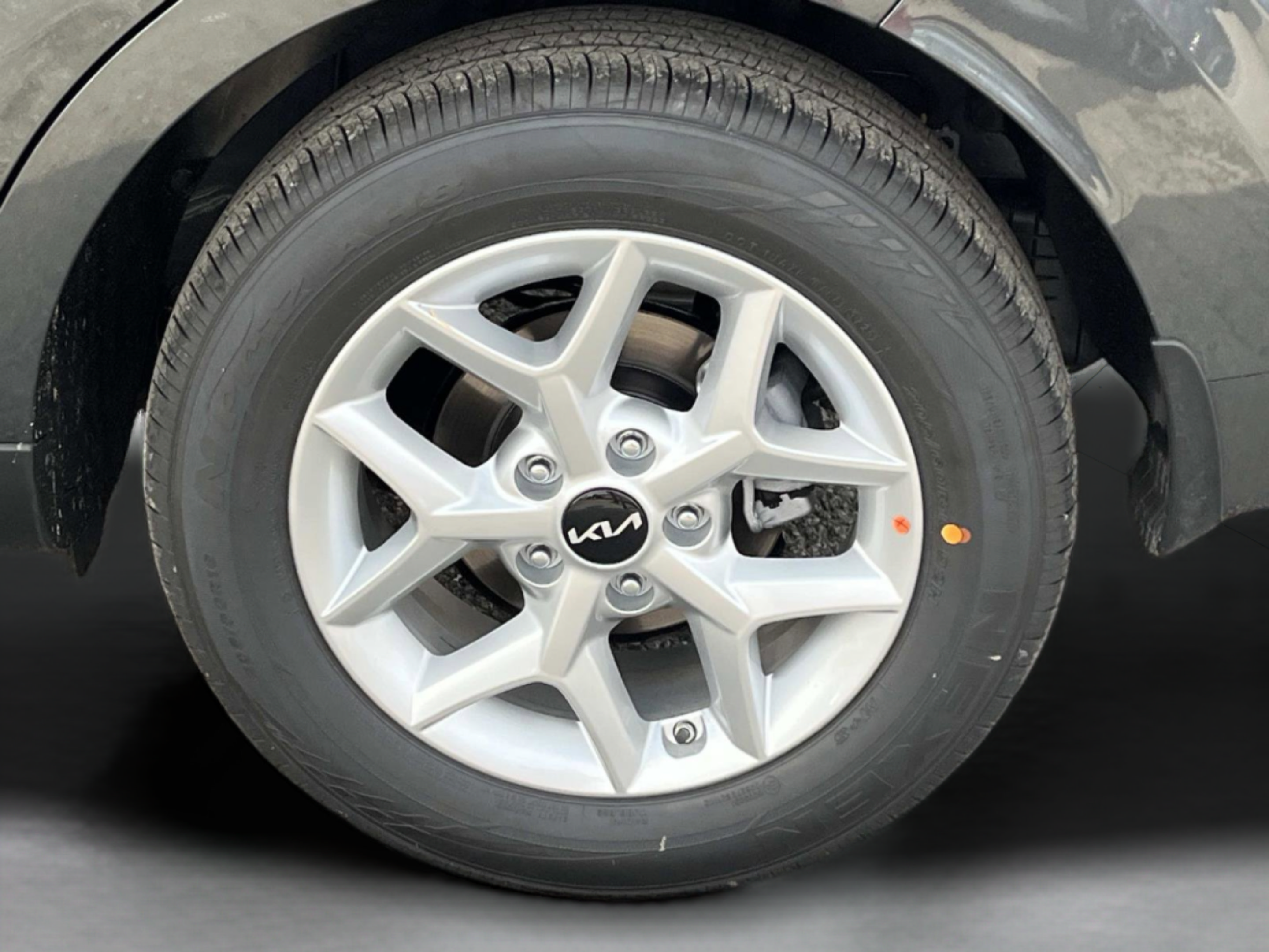 New 2025 Kia Soul LX w/ LX Technology Package FWD image 11