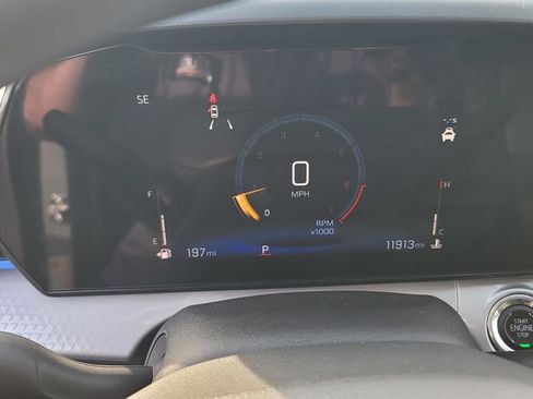 Used 2026 Chevrolet Trax LT FWD image 19
